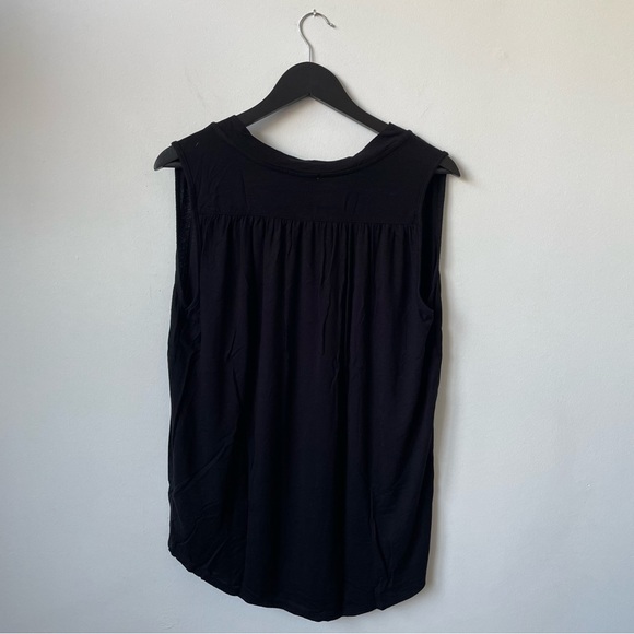 Dante Malan Black Sleeveless Tee - Picture 3 of 5